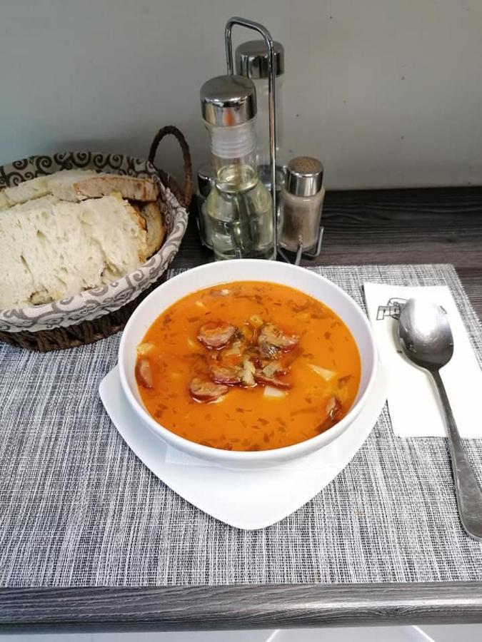 Palya Hotel Gheorgheni  Zewnętrze zdjęcie