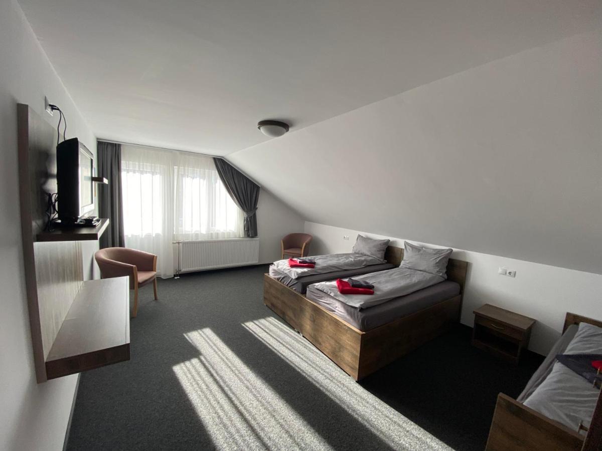 Palya Hotel Gheorgheni  Zewnętrze zdjęcie